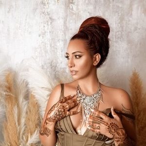 Meet your Posher, Margallete